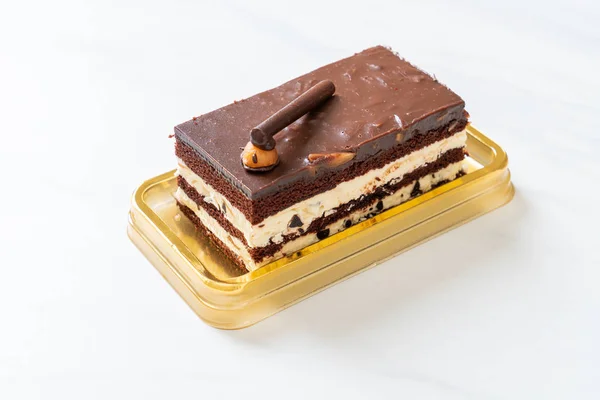 Chocolate cake met amandelen — Stockfoto