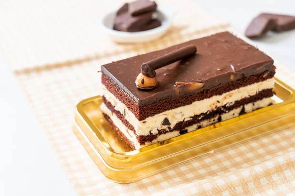 Schokoladenkuchen mit Mandeln — Stockfoto