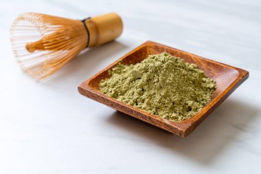 Çeşmeli kibrit yeşil çay tozu