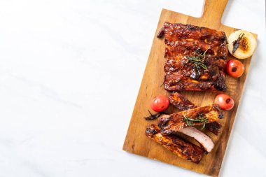 Izgara Barbekü kaburga domuz