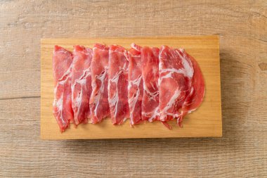 sliced collar pork raw