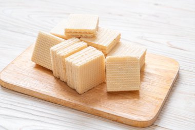 krema ile süt gofret