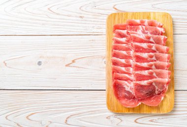sliced collar pork raw