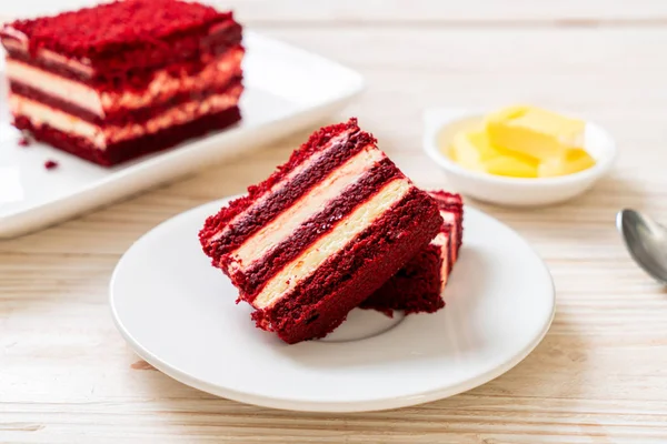 Delicious red velvet cake — Stock Photo, Image