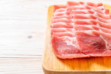sliced collar pork raw