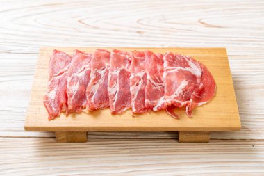 taze doğranmış domuz eti.