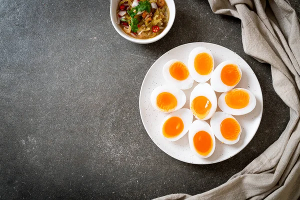 Мягкие Вареные Яйца Пряный Салат Здоровый Стиль Питания — стоковое фото