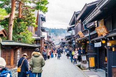 Takayama, Japonya, 12 Ocak 2020: Takayama şehrinin manzarası. Japonya 'nın küçük Kyoto' su olarak adlandırılır ve Edo döneminden beri kurulmuştur..