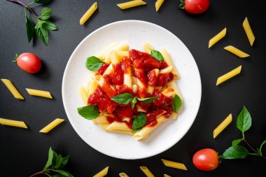 Domates soslu makarna İtalyan usulü.
