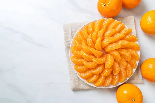 Naranjas Frescas Plato Concepto Saludable —  Fotos de Stock