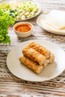 Vietnam domuz köftesi ve sebze paketleri (Nam-Neaung veya Nham Due) - Vietnam geleneksel yemek kültürü