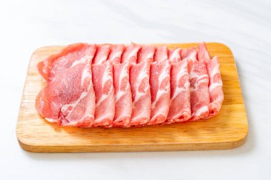 taze doğranmış domuz eti.