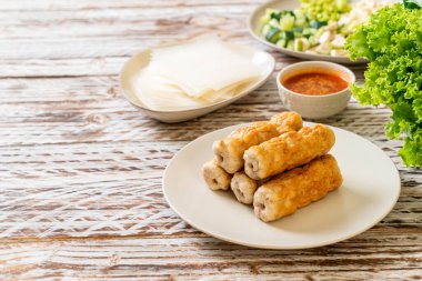 Vietnam domuz köftesi ve sebze paketleri (Nam-Neaung veya Nham Due) - Vietnam geleneksel yemek kültürü