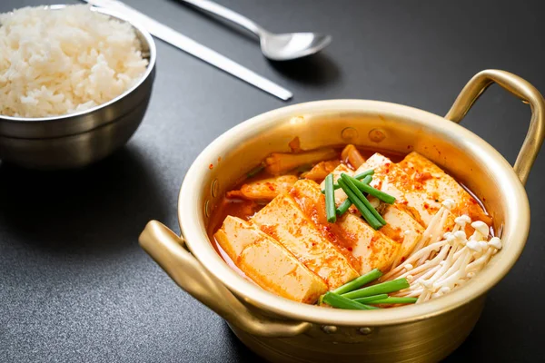 Sopa Kimchi Com Tofu Ovo Ensopado Coreano Kimchi Estilo Tradicional — Fotografia de Stock