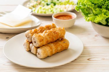 Vietnam domuz köftesi ve sebze paketleri (Nam-Neaung veya Nham Due) - Vietnam geleneksel yemek kültürü