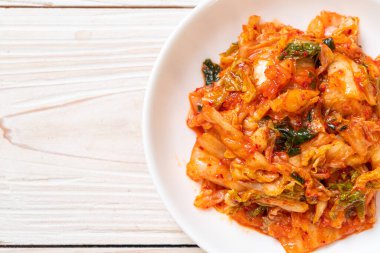 Tabakta kimçi lahanası - Kore geleneksel yemek tarzı