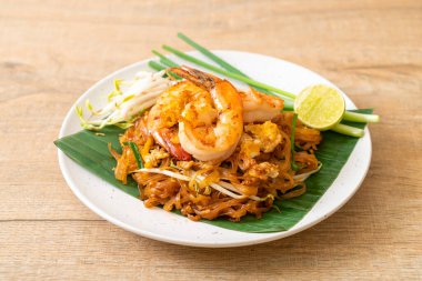Pad Thai - Kızarmış pirinç eriştesi