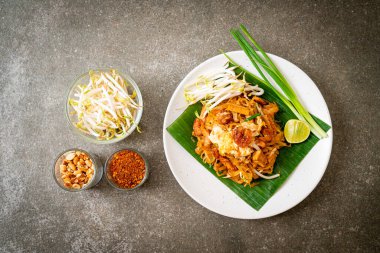 Pad Thai - Kızarmış pirinç eriştesi