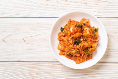 Tabakta kimçi lahanası - Kore geleneksel yemek tarzı