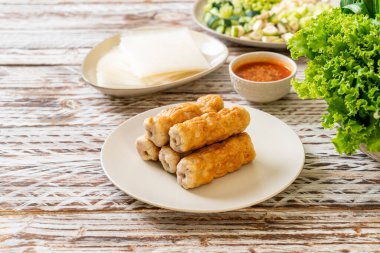 Vietnam domuz köftesi ve sebze paketleri (Nam-Neaung veya Nham Due) - Vietnam geleneksel yemek kültürü