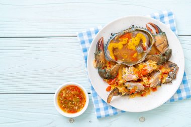 Baharatlı Baharatlı Baharatlı Yengeç Yumurtası