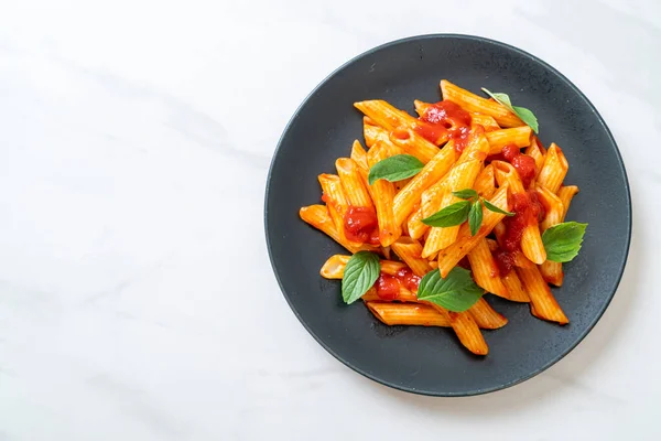 Penne Pasta Salsa Tomate Estilo Comida Italiana —  Fotos de Stock