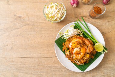 Pad Thai - Kızarmış pirinç eriştesi