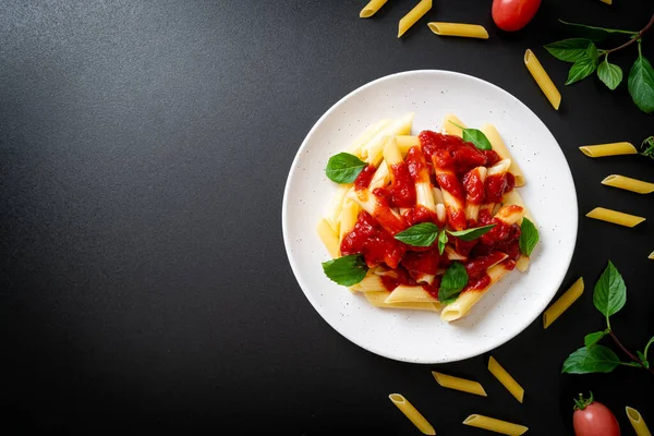 Penne Pasta Salsa Tomate Estilo Comida Italiana —  Fotos de Stock