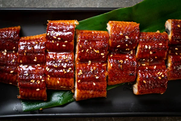 Anguilla Grigliata Affettata Unagi Alla Griglia Con Salsa Kabayaki Stile — Foto Stock