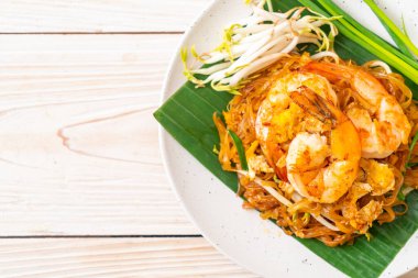 Pad Thai - Kızarmış pirinç eriştesi