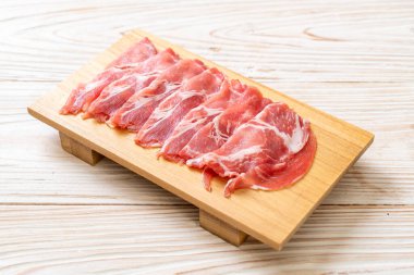 taze doğranmış domuz eti.