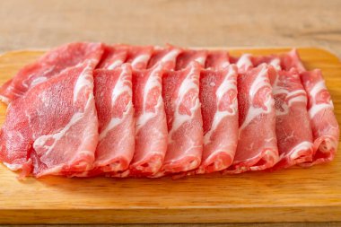 taze doğranmış domuz eti.