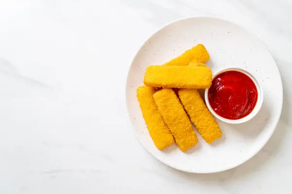 Křupavé Smažené Rybí Prsty Drobky Chleba Podávané Talíři Kečupem — Stock fotografie