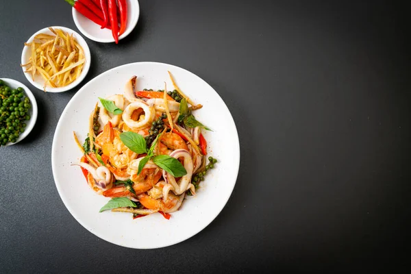Stir Fried Spicy Sea Food Pad Cha Talay Thai Food — Stock Photo, Image