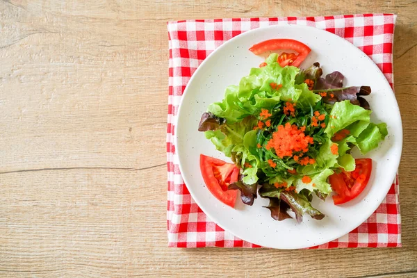 Salada Legumes Com Algas Japonesas Ovos Camarão Estilo Comida Saudável — Fotografia de Stock