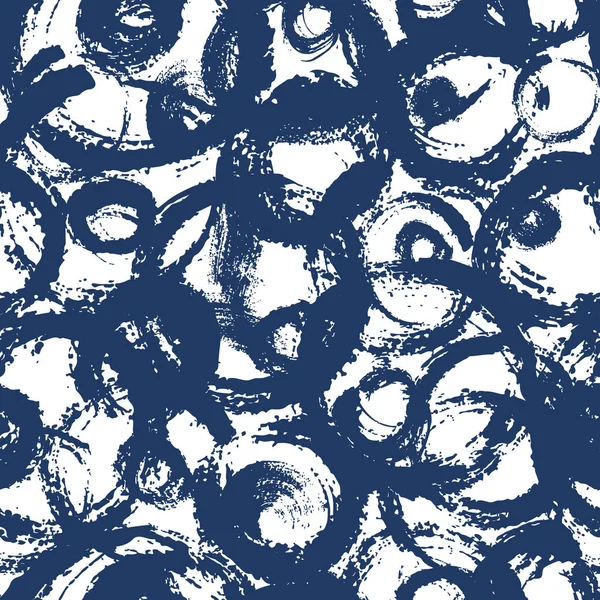 Χωρίς ραφή πρότυπο με βούρτσα κύκλους και εγκεφαλικά επεισόδια. Μπλε χρώμα σε άσπρο φόντο. Χειροποίητη υφή grange. Τα γεωμετρικά στοιχεία του μελανιού. Μοντέρνο στυλ μόδα. Ατελείωτες ύφασμα εκτύπωσης. — Φωτογραφία Αρχείου
