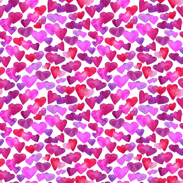 Seamless mönster med röda, rosa och lila akvarell hjärtan. romantisk inredning. Isolerade på vit bakgrund. Handmålade borste element. Modern och tonåring. Älska tecken. Valintine Day textur. — Stockfoto