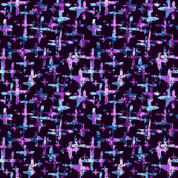 Patrón sin costura de acuarela con cruz de pincel y trazos. Color violeta sobre fondo oscuro. Textura grange pintada a mano. Elementos geométricos de tinta. Estilo moderno de moda. Estampado de tela sin fin . —  Fotos de Stock