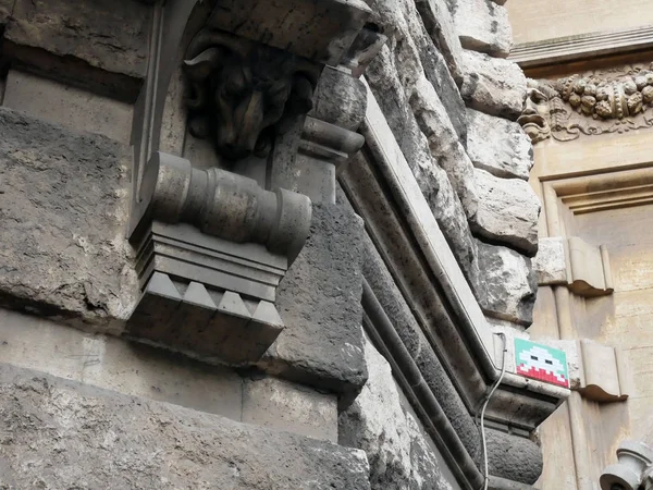 Detalhe da arte de rua, distrito Coppede localizado em Roma, Itália — Fotografia de Stock