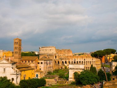 Palatine Tepesi, Antik Roma İtalya dan Colosseum görüntüleyin
