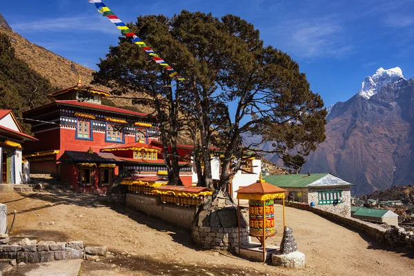 Khumjung Nepal Noviembre 2019 Impresionante Vista Monasterio Khumjung Aldea Khumjung Imagen de archivo