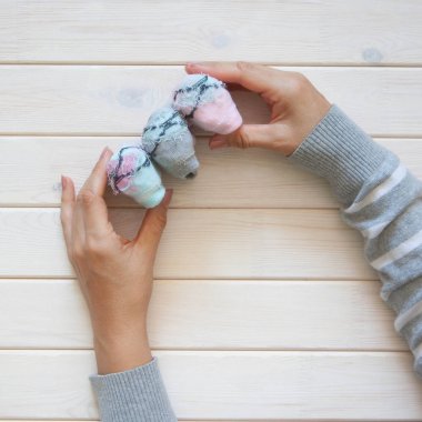 Giyim depolama. Dolabın içinde sipariş. Çorap katlanır. Master Clas