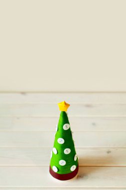 Alternatif Noel ağacı külah. Noel ağacı iplik yapılmış 