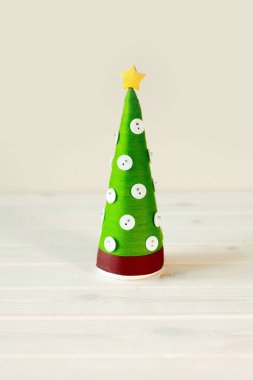 Alternatif Noel ağacı külah. Noel ağacı iplik yapılmış 