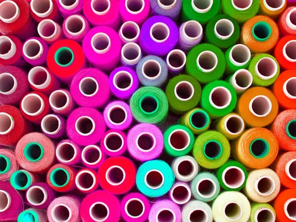 Renkli iplik dikiş için. Biriktiricileri şerit metre, needl yılında Konuları