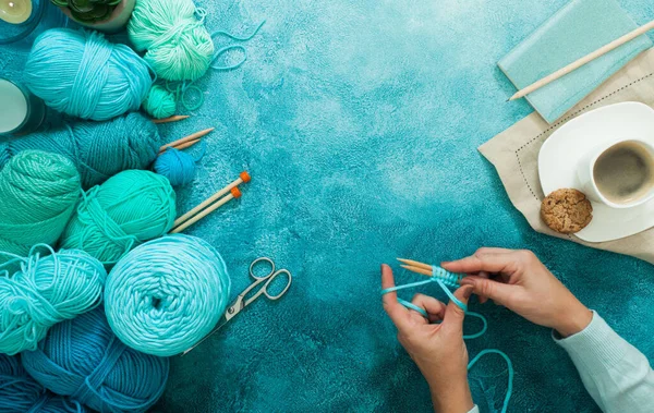 Yarn for knitting mint, blue, green, turquoise and knitting need — Stock Photo, Image