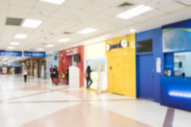 Bokeh arkaplanlı bulanık havaalanı