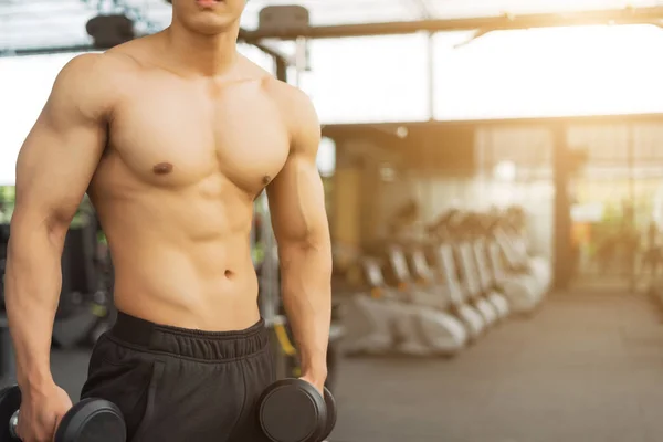 Homem Fitness Mostrando Corpo Muscular Ginásio Conceito Fitness Conceito Esporte — Fotografia de Stock