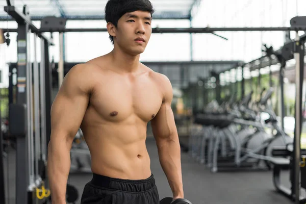 Fuerte Hombre Fitness Posando Cuerpo Muscular Haciendo Ejercicios Para Culturista — Foto de Stock