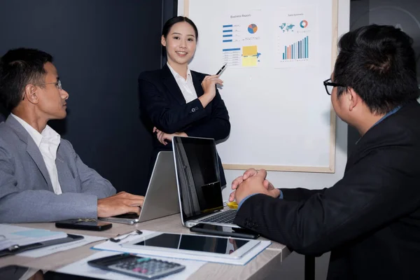 Business People Meeting Brainstorming Discussing Project Together Office Teamwork Concept — Stock Photo, Image